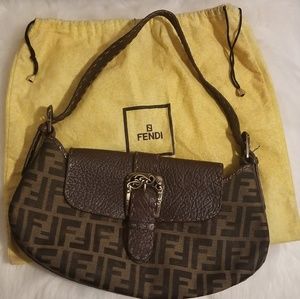 🔴 RARE FENDI Authentic shoulder purse